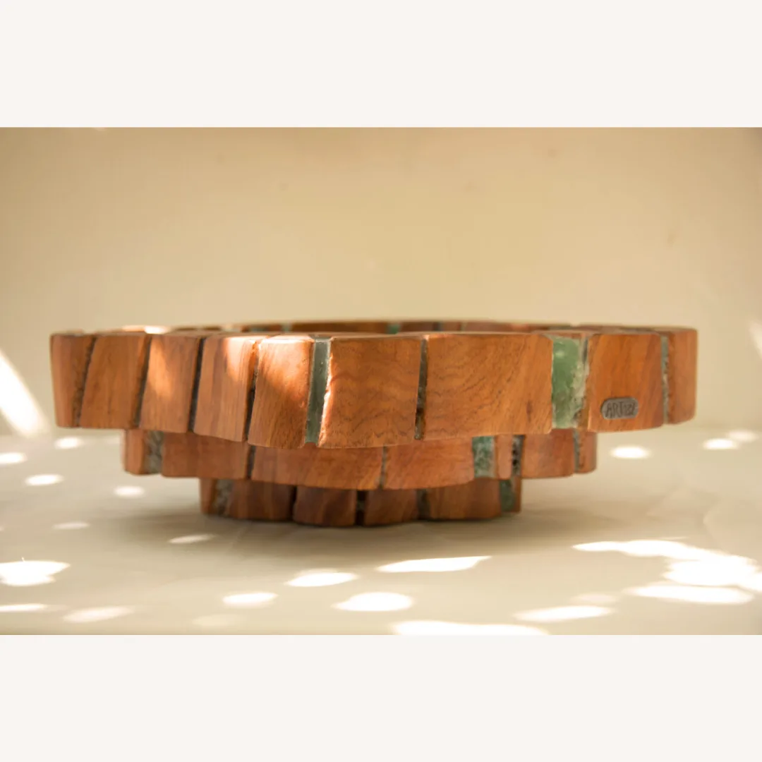 Centro de Mesa em Madeira de Acácia com Resina Epoxy