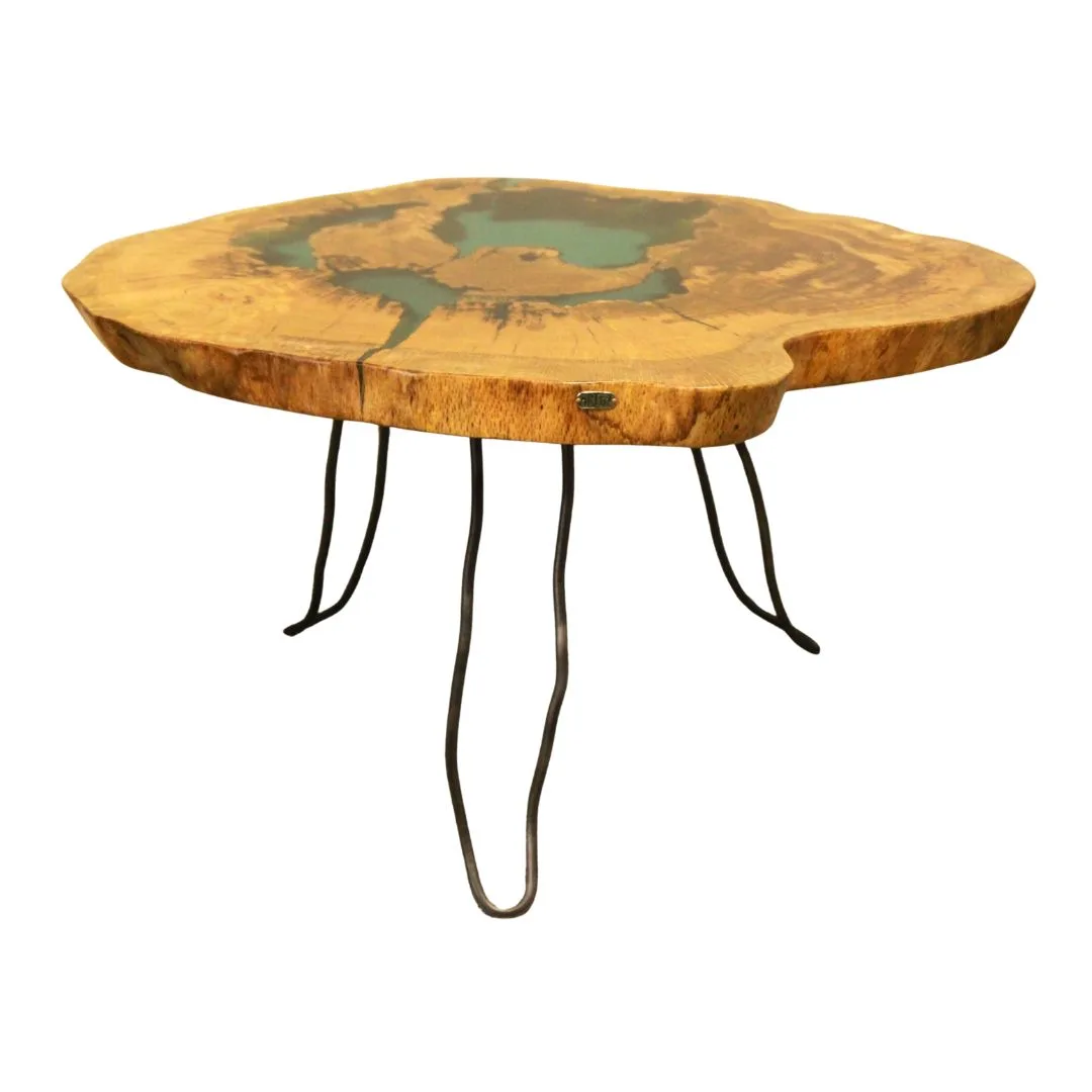 13-1 Mesa de Centro em Madeira de Carvalho e Resina Verde – Design único quadrado